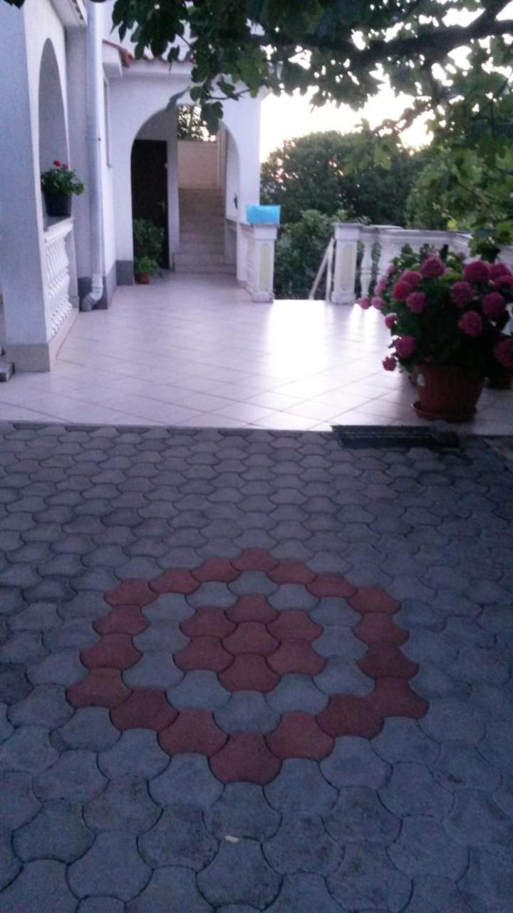 Apartments Rendulic Malinska Kültér fotó